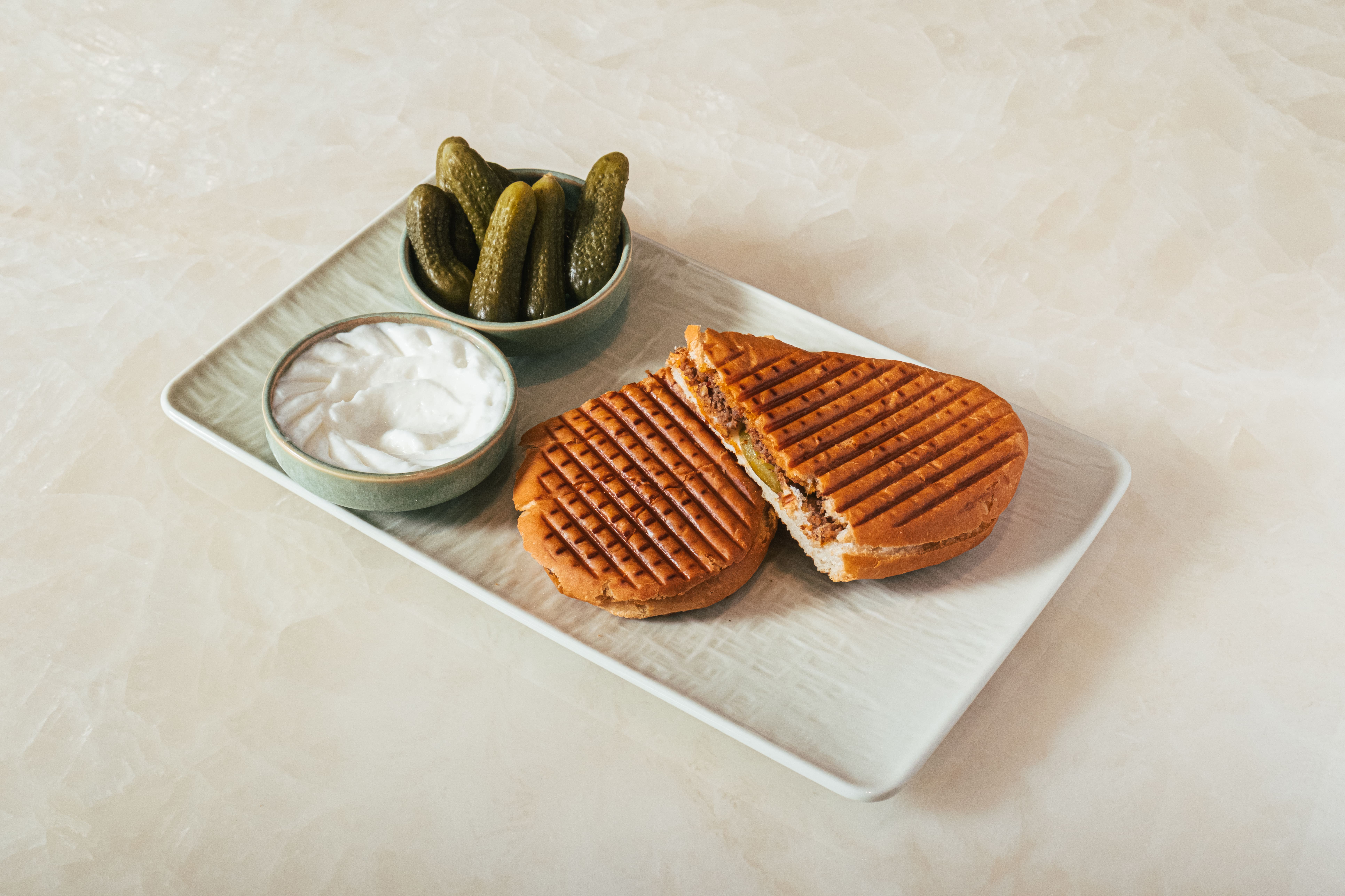 ساندويش السجق